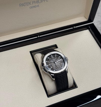 Patek Philippe Aquanaut Travel Time 2021 Full Set 5164a-001