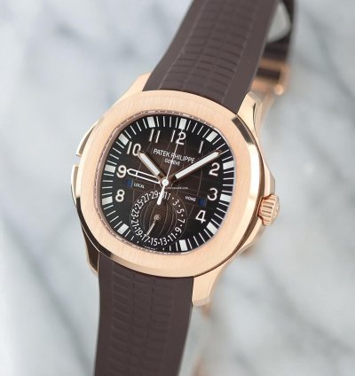 Patek Philippe Aquanaut Travel Time 40 8mm Rosegold 2022