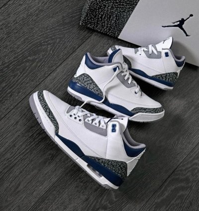 Nike Air Jordan 3 Midnight Navy Basketball Sneakers