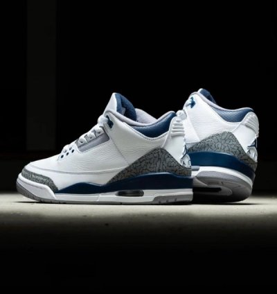 Nike Air Jordan 3 Midnight Navy Basketball Sneakers