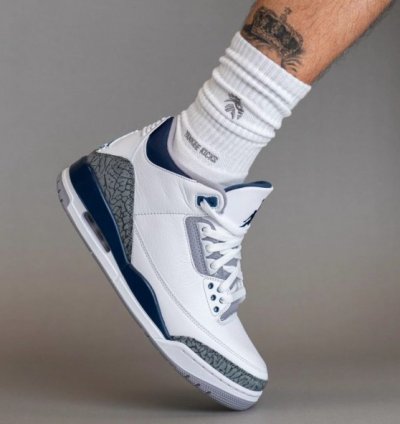 Nike Air Jordan 3 Midnight Navy Basketball Sneakers