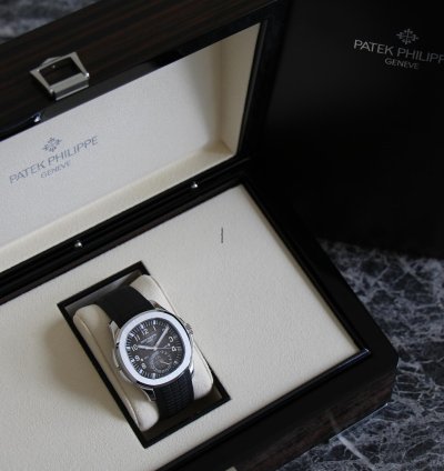 Patek Philippe Aquanaut Travel Time 5164a-001 - Like New - 03 2021