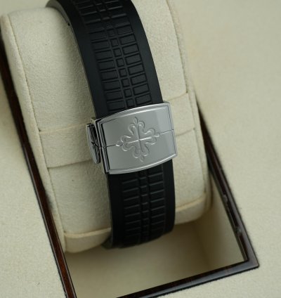 Patek Philippe Aquanaut Travel Time 5164a-001 Discontinued