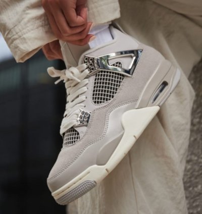 Nike Air Jordan 4 Frozen Moment Basketball Sneakers Semi Ua
