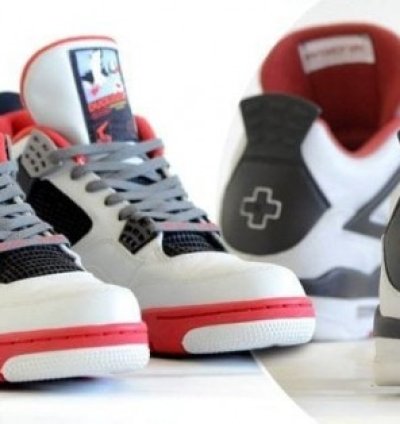 Nike Air Jordan 4 Nes Bred Basketball Sneakers