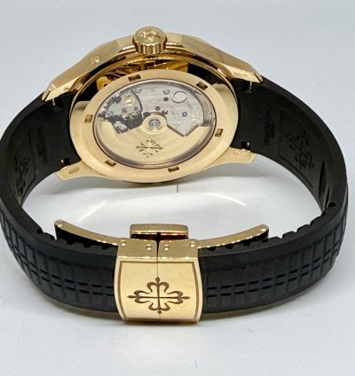 Patek Philippe Aquanaut Travel Time Aquanaut Rose Gold 18kt 5164r