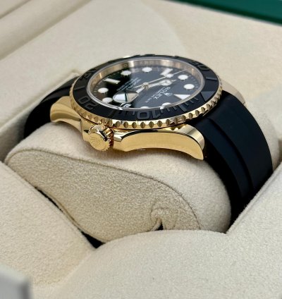 Rolex Yacht-master 42 New 2025 Yacht-master 42mm 226658 Yellow Gold Oysterflex Black Dial