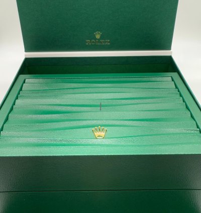 Rolex Yacht-master 42 New 2025 Yacht-master 42mm Titanium Unworn Complete Set