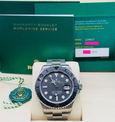 Rolex Yacht-master 42 New 2025 Yacht-master 42mm Titanium Unworn Complete Set