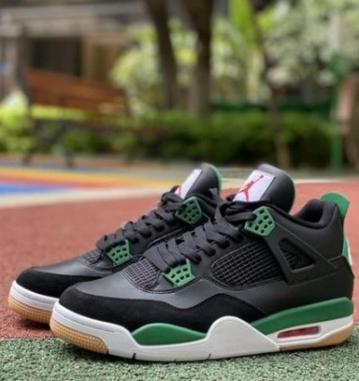 Nike Air Jordan 4 Sb Alternate Black Basketball Sneakers Semi Ua