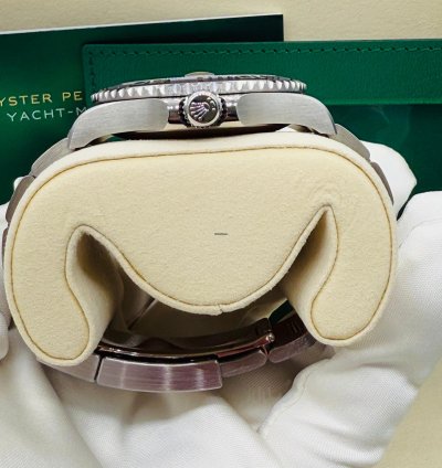 Rolex Yacht-master 42 New 2025 Yacht-master 42mm Titanium Unworn Complete Set