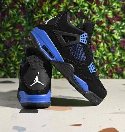 Nike Air Jordan 4 Thunder Blue Basketball Sneakers