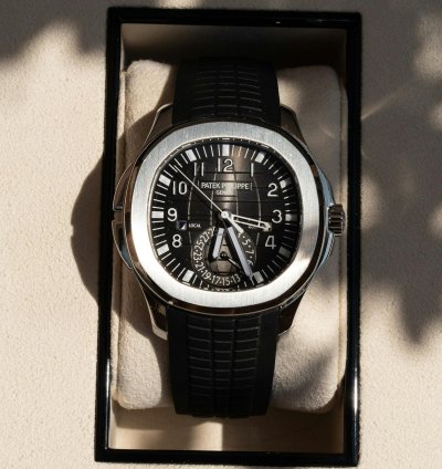 Patek Philippe Aquanaut Travel Time Full Set 2019 Very Good Condition