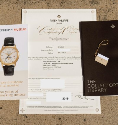 Patek Philippe Aquanaut Travel Time Full Set 2019 Very Good Condition