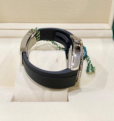 Rolex Yacht-master 42 New 226659 White Gold 18k Black Rubber Bracelet 42mm