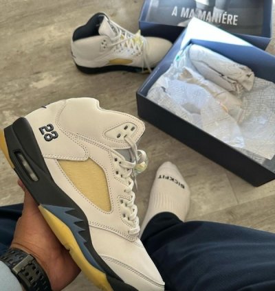 Nike Air Jordan 5 A Ma Maniere Dawn Basketball Sneakers