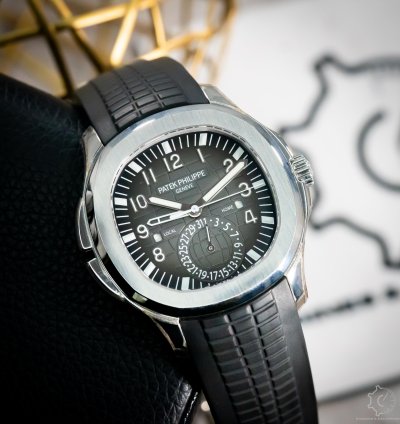 Patek Philippe Aquanaut Travel Time Gmt 5164a-001 With Box