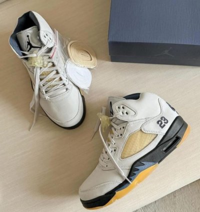 Nike Air Jordan 5 A Ma Maniere Dawn Basketball Sneakers