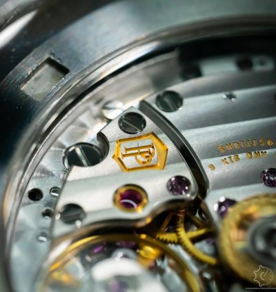 Patek Philippe Aquanaut Travel Time Gmt 5164a-001 With Box