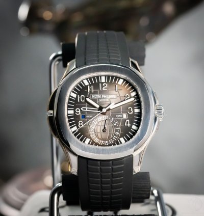Patek Philippe Aquanaut Travel Time Gmt 5164a-001 With Box