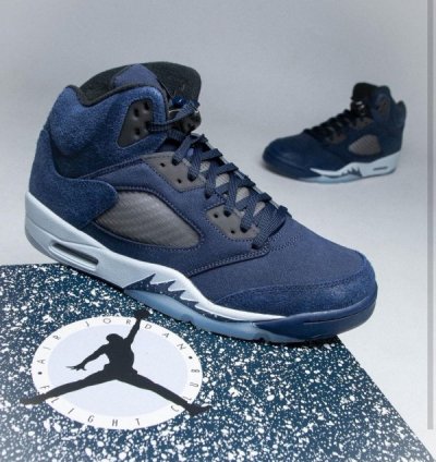 Nike Air Jordan 5 Georgetown Basketball Sneakers