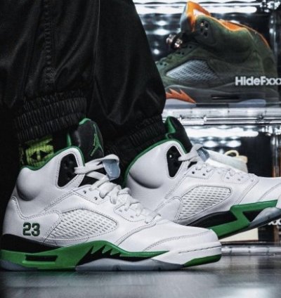Nike Air Jordan 5 Lucky Green Basketball Sneakers