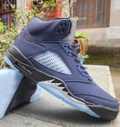 Nike Air Jordan 5 Midnight Navy Basketball Sneakers