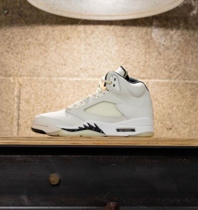 Nike Air Jordan 5 Se Sail Basketball Sneakers