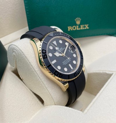 Rolex Yacht-master 42 New Yacht-master 42mm 226658 Yellow Gold Black Oysterflex Rubber Strap Strap