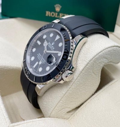 Rolex Yacht-master 42 New Yacht-master 42mm 226659 White Gold Black Oysterflex Rubber Strap Strap