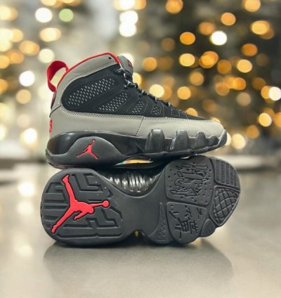 Nike Air Jordan 9 Charcoal Basketball Sneakers