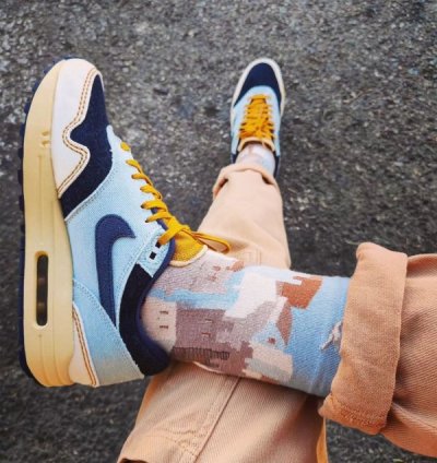 Nike Air Max 1 Aura Midnight Navy Running Shoes