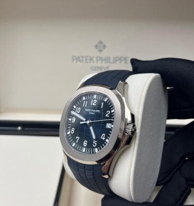 Patek Philippe Aquanaut White Gold Blue Embossed Dial 5168g-001