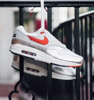Nike Air Max 1 Premium Hot Sauce Running Shoes