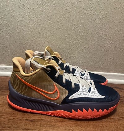 Unreleased Nike Kyrie Low 4 N7 Reverse Sample 2021