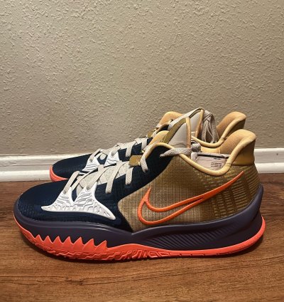 Unreleased Nike Kyrie Low 4 N7 Reverse Sample 2021