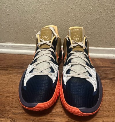 Unreleased Nike Kyrie Low 4 N7 Reverse Sample 2021