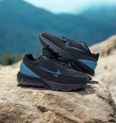 Nike Air Max 270 Black Laser Running Shoes