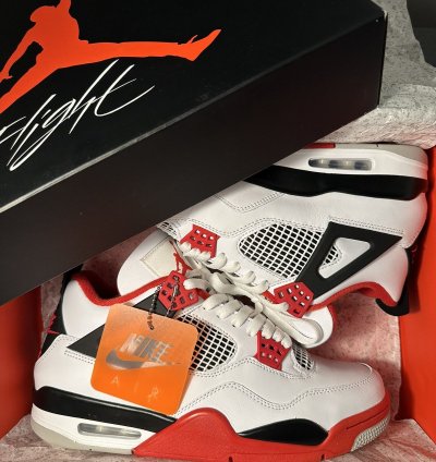 2020 Fire Red Air Jordan 4
