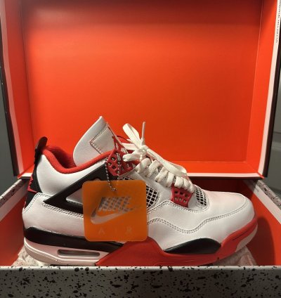 2020 Fire Red Air Jordan 4