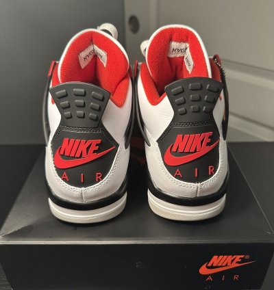 2020 Fire Red Air Jordan 4