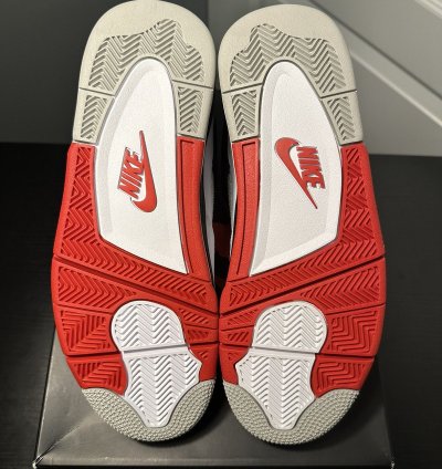 2020 Fire Red Air Jordan 4