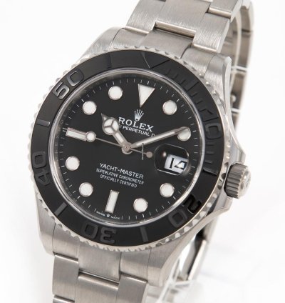 Rolex Yacht-master 42 Titanium 04 2025 Unworn Box Papers