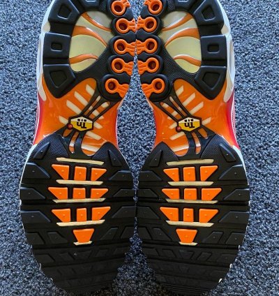 Us11 - Volcano Retro Nike Air Max Plus Og Tn