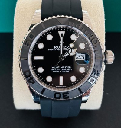 Rolex Yacht-master 42 Tres Peu Port En Merveilleux Etat