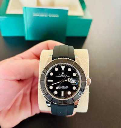 Rolex Yacht-master 42 Tres Peu Port En Merveilleux Etat