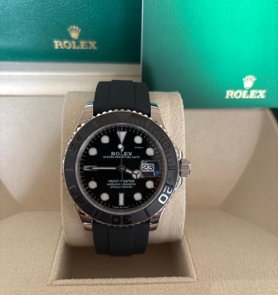Rolex Yacht-master 42 Tres Peu Port En Merveilleux Etat