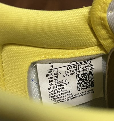 Air Jordan 1 Low Travis Scott Canary