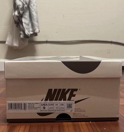 Air Jordan 1 Low Travis Scott Canary