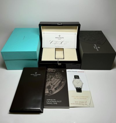 Patek Philippe Calatrava Complications Calatrava Pilot Travel Time Tiffany Co 5524r-001